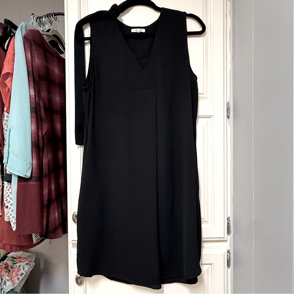 Maurice’s Elegant Black Sleeveless Dress w/belt